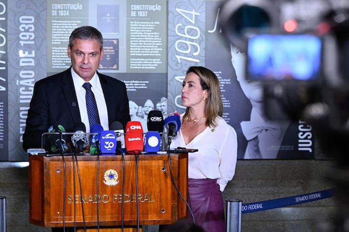 STF pede esclarecimentos de Soraya Thronicke e Lindbergh Farias por acusação contra vice de Flávio.